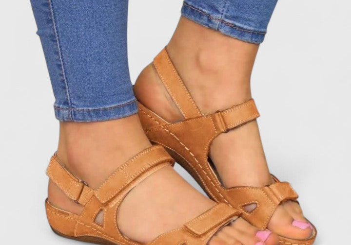 Avrie | Comfortable Flat Sandals