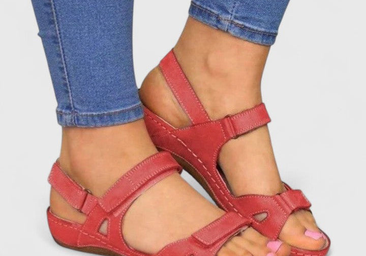 Avrie | Comfortable Flat Sandals