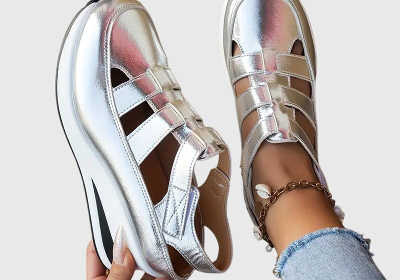 Finnie | Versatile Orthopaedic Sandals