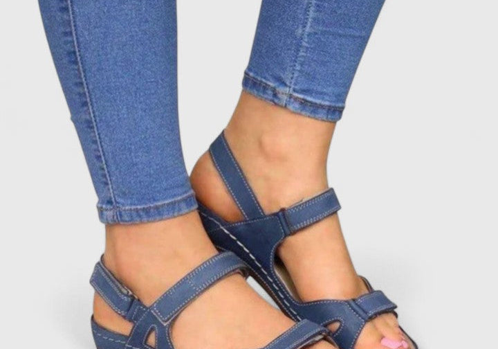 Avrie | Comfortable Flat Sandals
