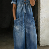 Agnes - Kurzärmliger Jumpsuit mit V-Ausschnitt