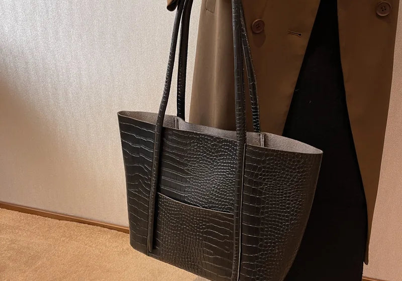 Christina™ | Refined Shoulder Bag