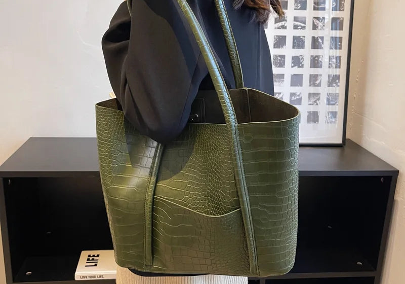 Christina™ | Refined Shoulder Bag