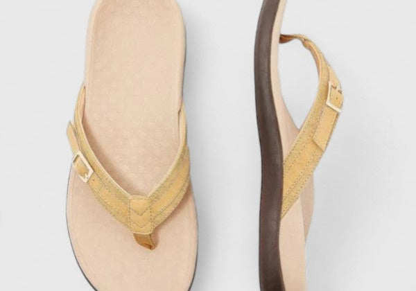 Railie | Lightweight Flat Flip-Flops