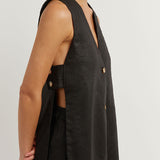Fiona | Sleeveless Buttoned Set