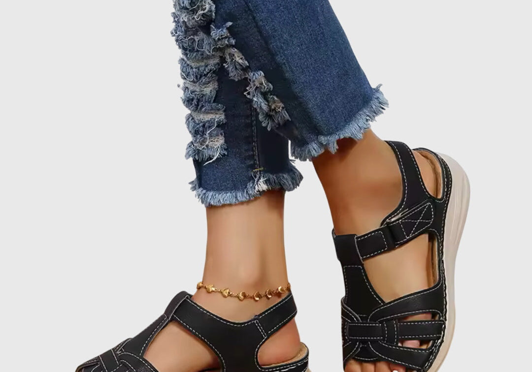 Piper | Lightweight Strap Sandals